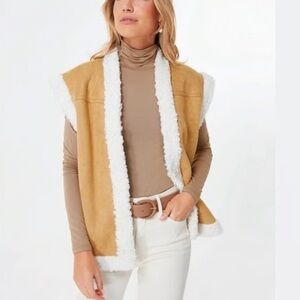 NWT Hyacinth House Tan Shearling Vest with White Trim
